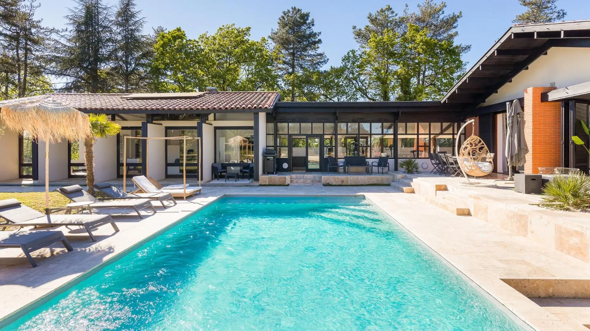Villa Avec Piscine Montauban