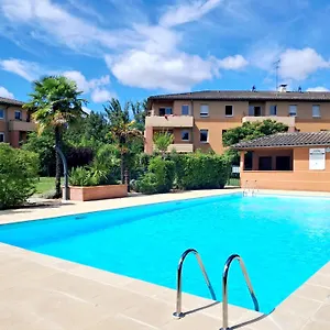 Le Montauriol - Logement Avec Terrasse - Piscine -tennis - Place De Parking Privee Montauban